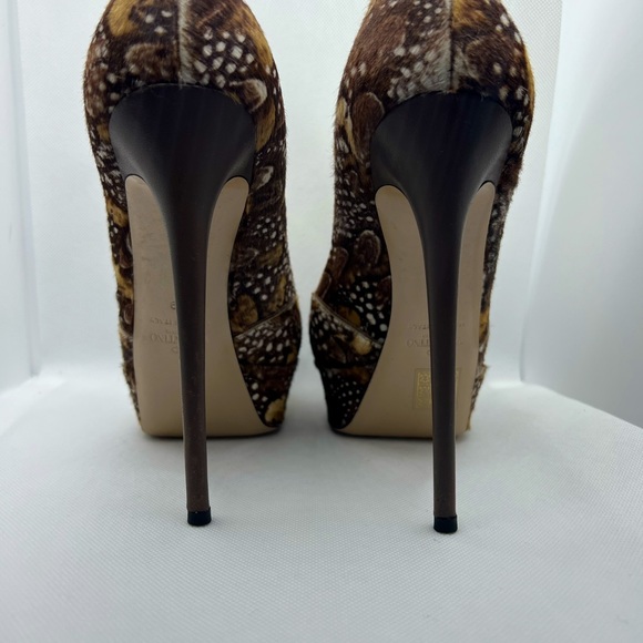 Valentino Pony Style Rockstud Leather Heels 39EU Pony Hair Sexy Pumps - Picture 5 of 5